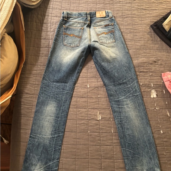 Nudie Jeans Straight Fit in Faded Blue - Picture 4 of 10